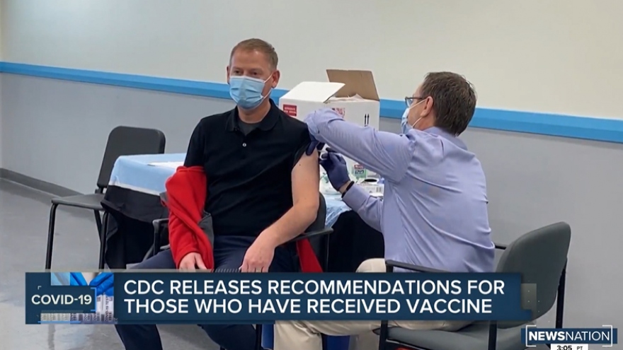 CDC Mỹ: Sẽ hoàn toàn được phòng bệnh sau 2 tuần tiêm vaccine Covid-19